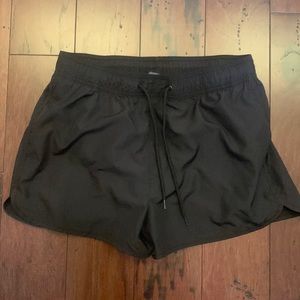 Men’s H&M Black Shorts Size M